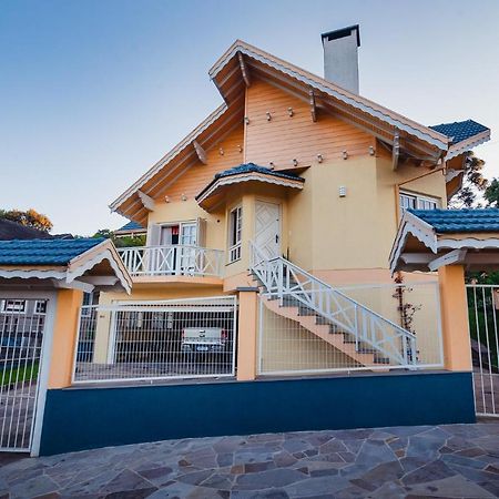 Casa Ampla Com Comodos Confortaveis Gramado Ngoại thất bức ảnh