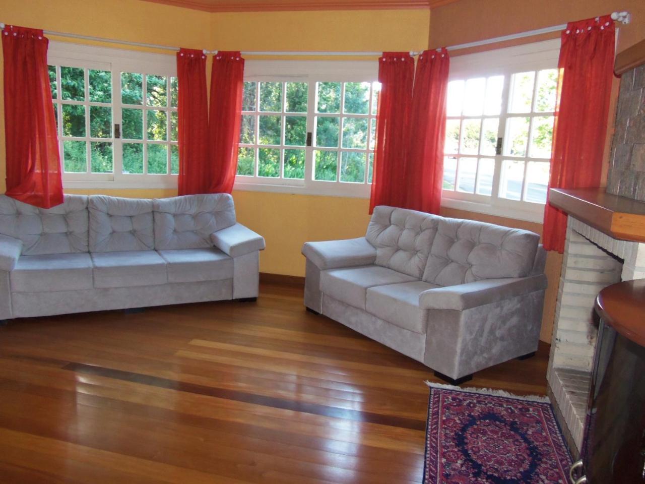 Casa Ampla Com Comodos Confortaveis Gramado Ngoại thất bức ảnh